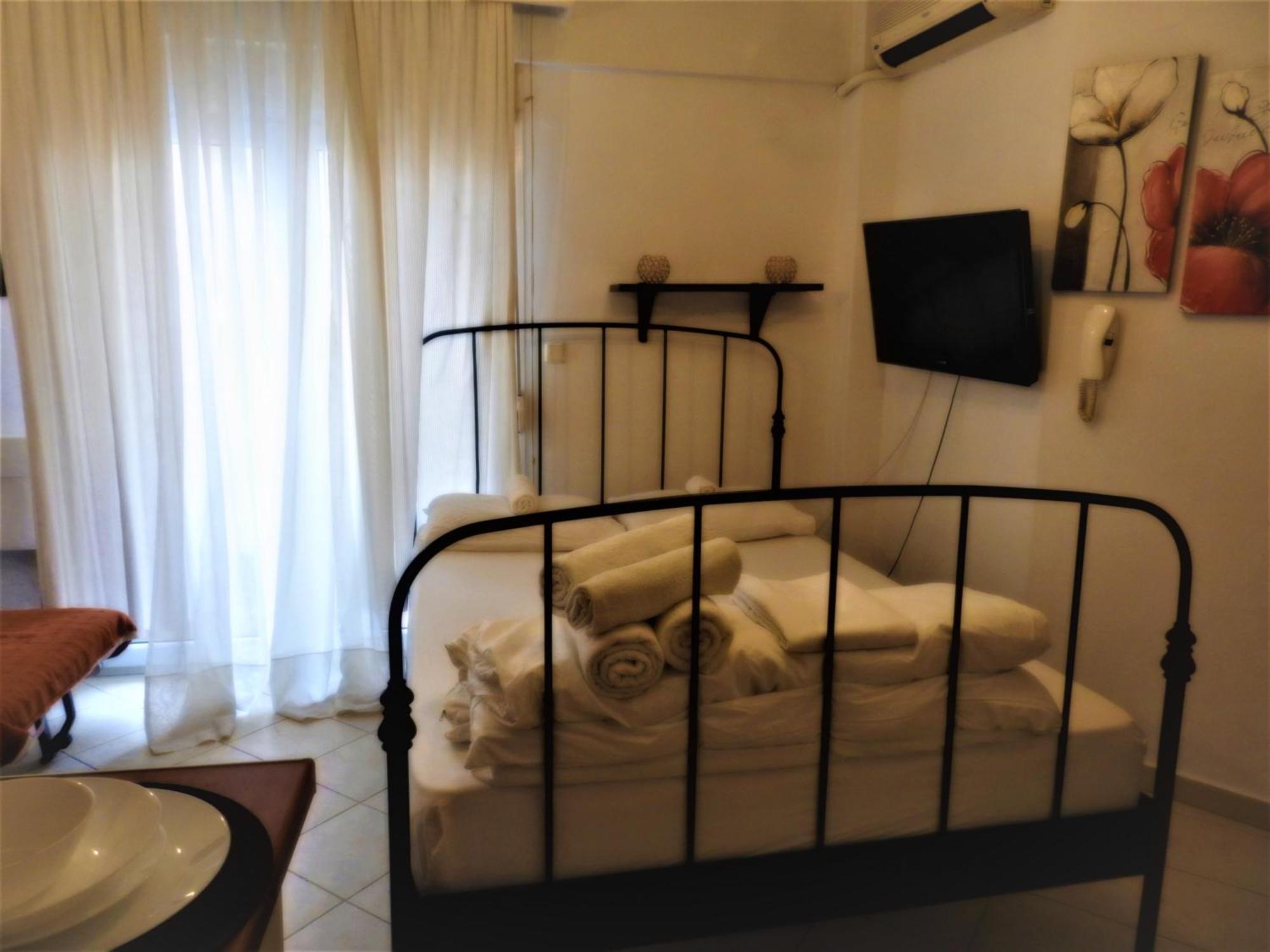 Konstantinos'S Luxury Studio Салоніки Екстер'єр фото
